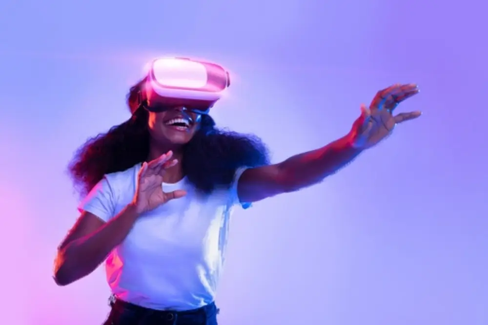 African American woman using VR to take a vocational course online